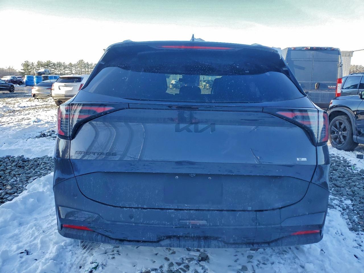 2026 KIA SPORTAGE X LINE photo 11