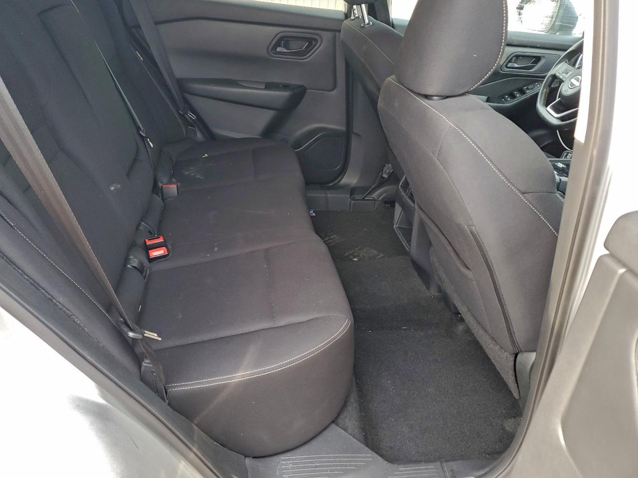2024 NISSAN ROGUE S photo 11