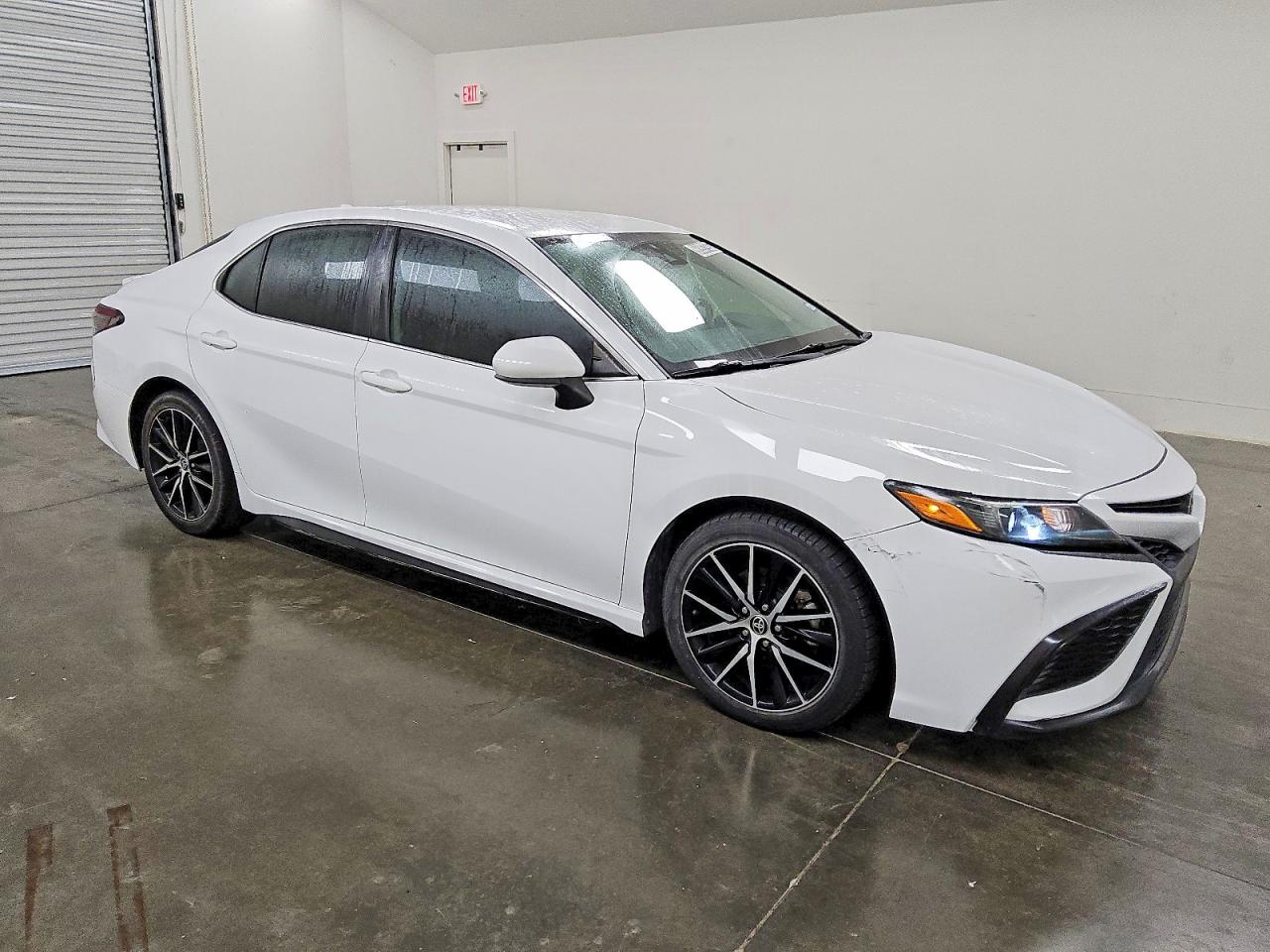 2021 TOYOTA CAMRY SE photo 7