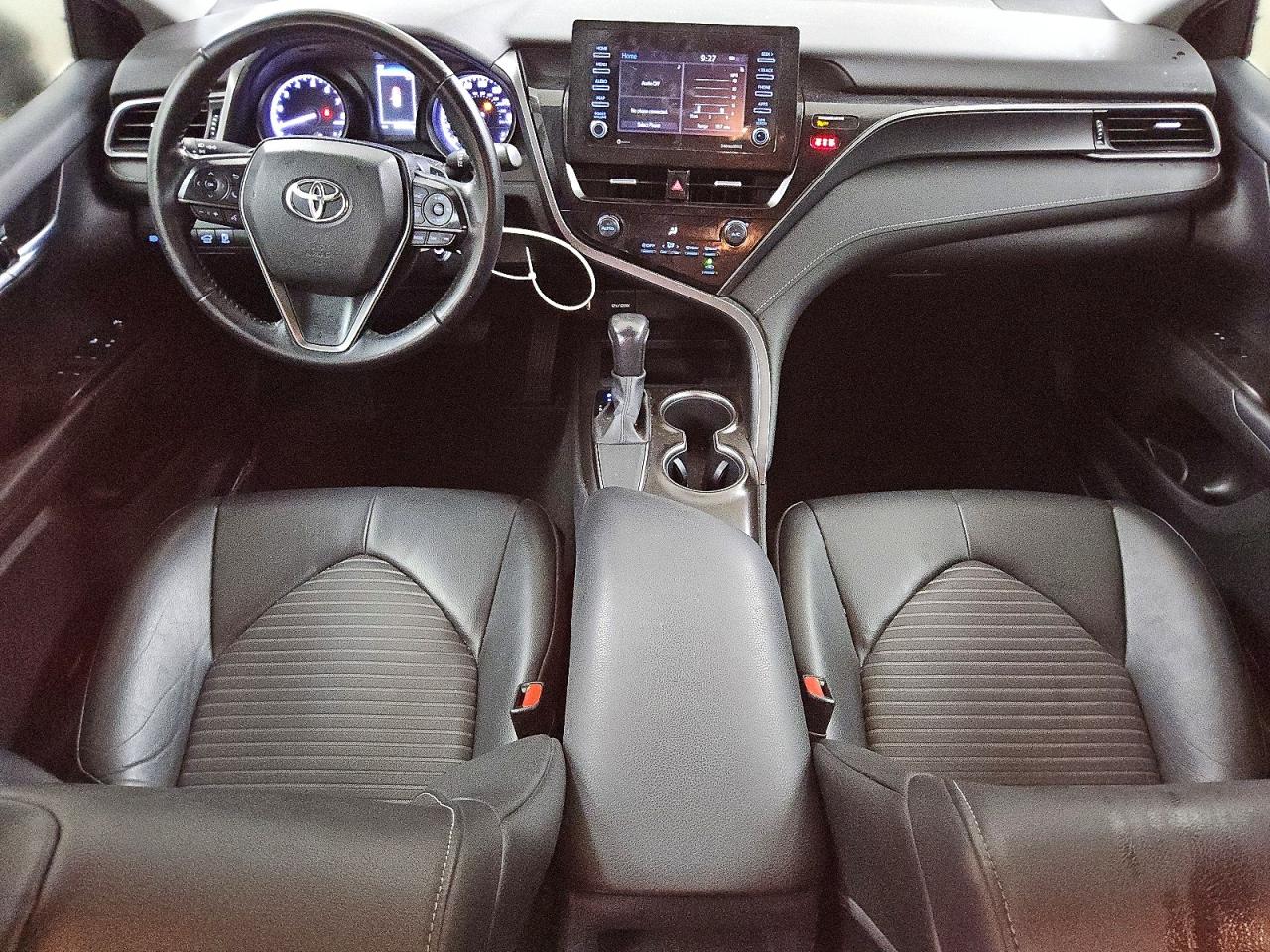 2021 TOYOTA CAMRY SE photo 15