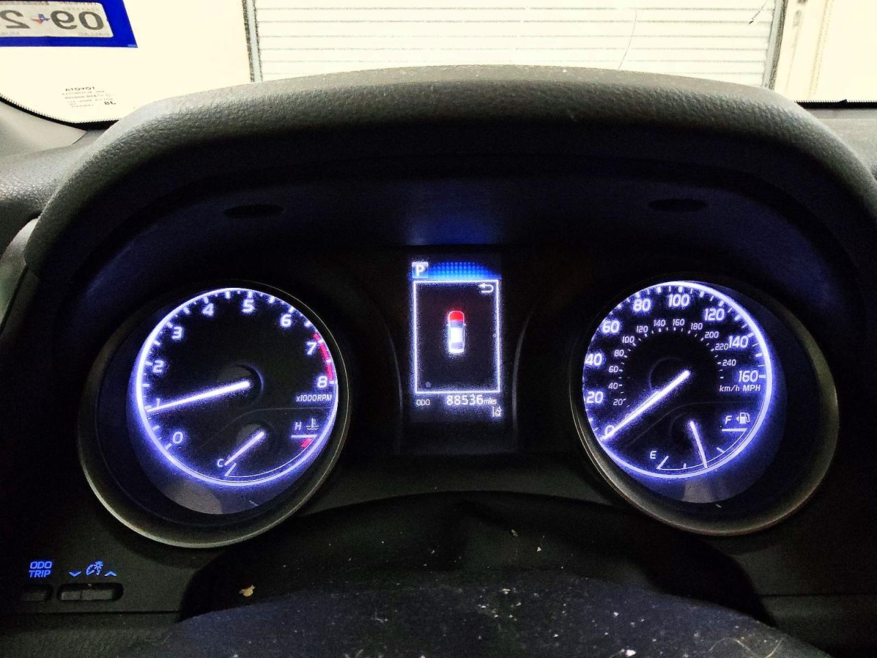 2021 TOYOTA CAMRY SE photo 17