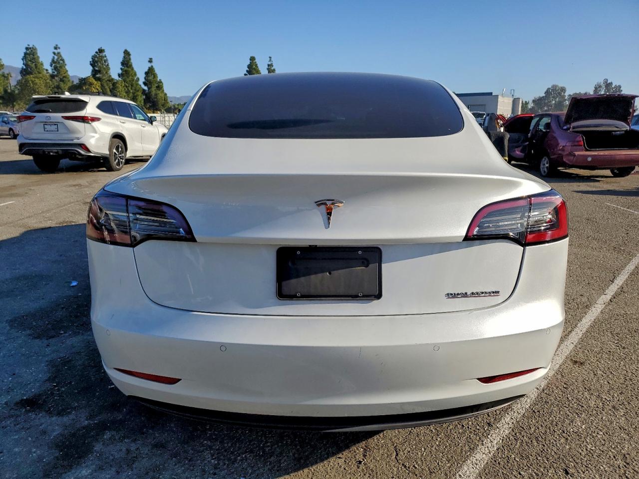 2022 TESLA MODEL 3 photo 11
