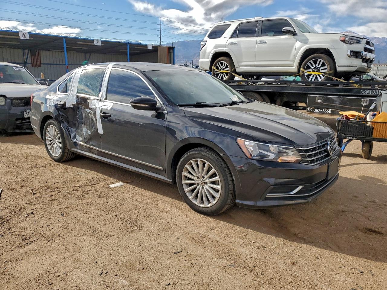 2017 VOLKSWAGEN PASSAT SE photo 7