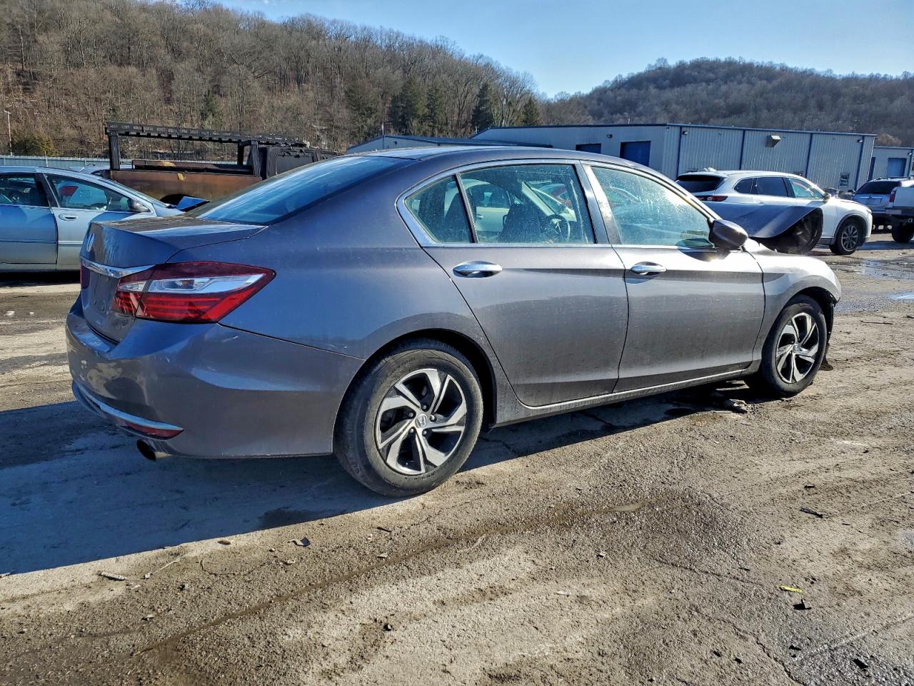 2016 HONDA ACCORD LX photo 3