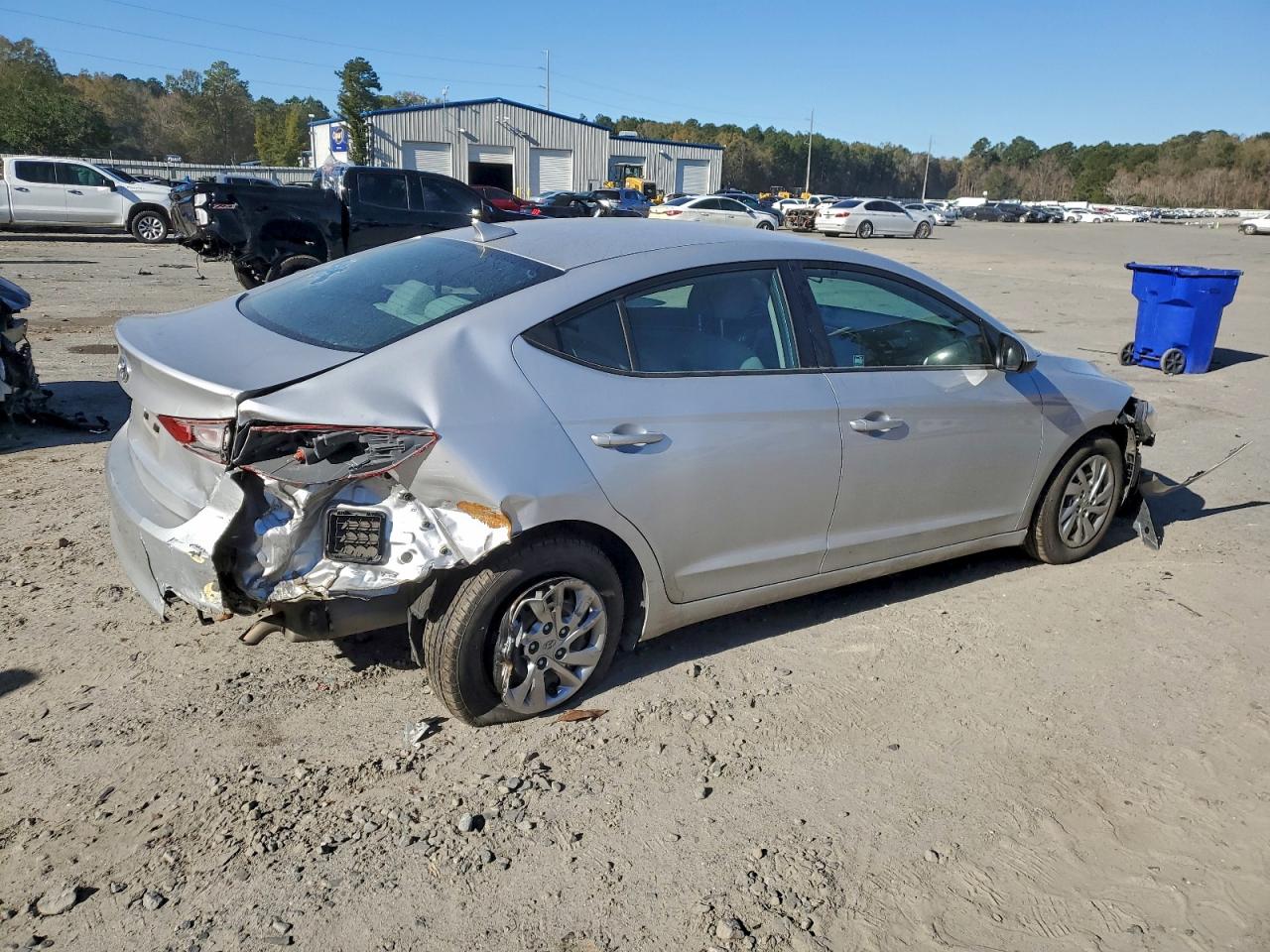 2017 HYUNDAI ELANTRA SE photo 3