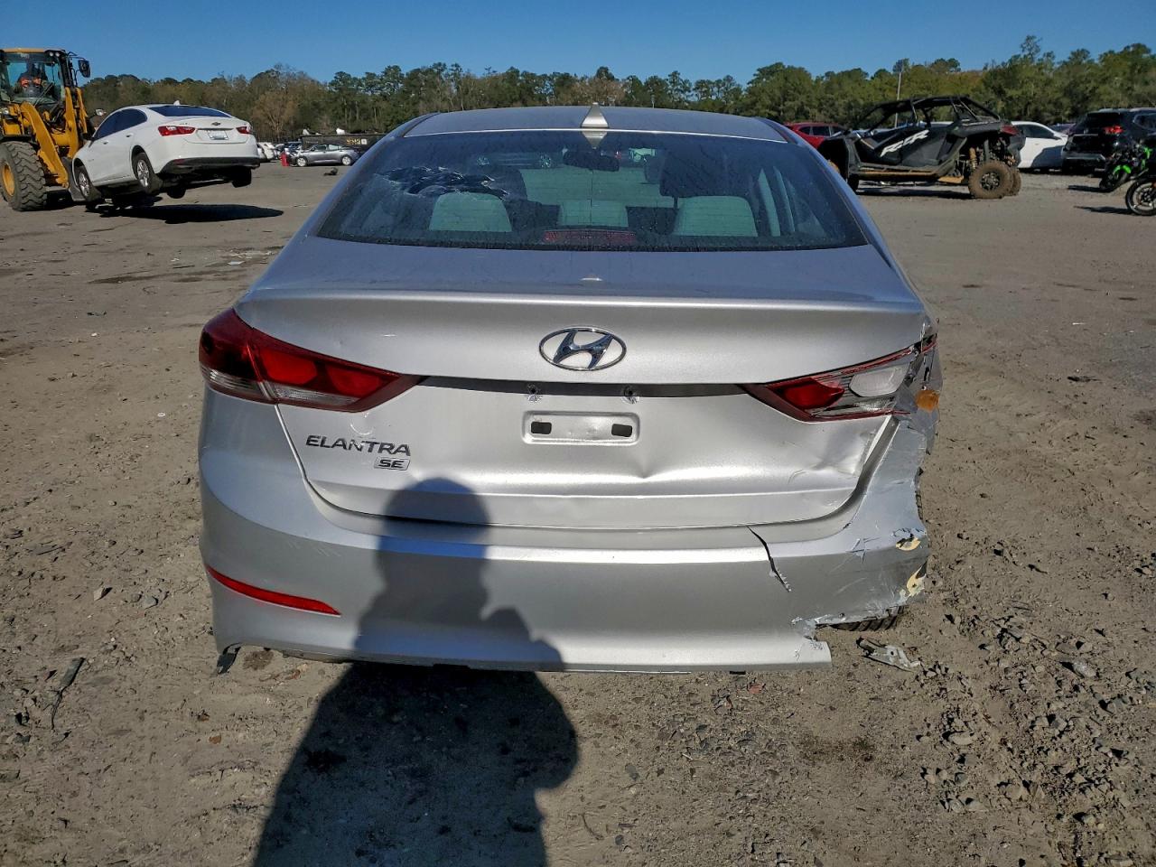 2017 HYUNDAI ELANTRA SE photo 6