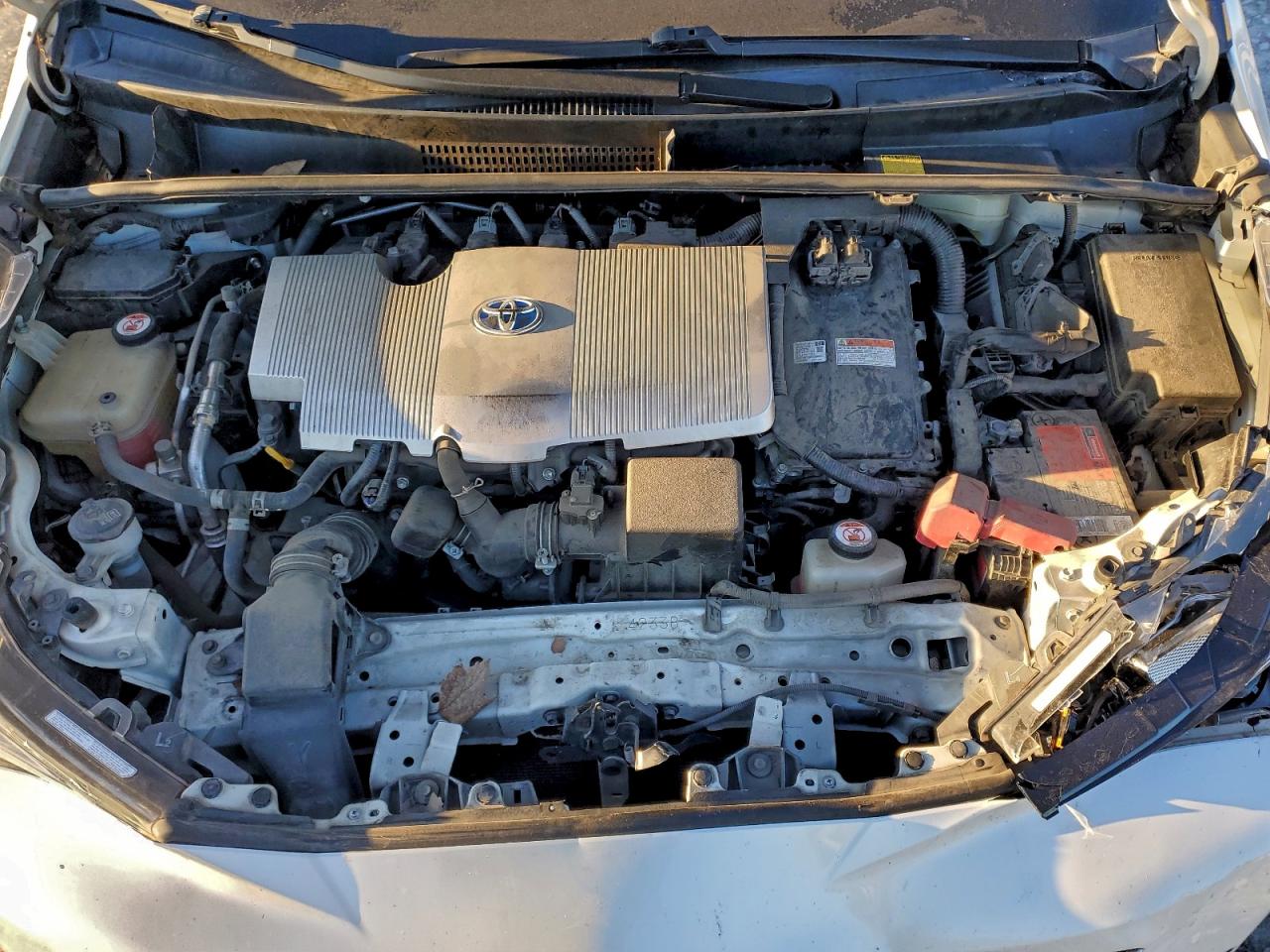 2017 TOYOTA PRIUS photo 11