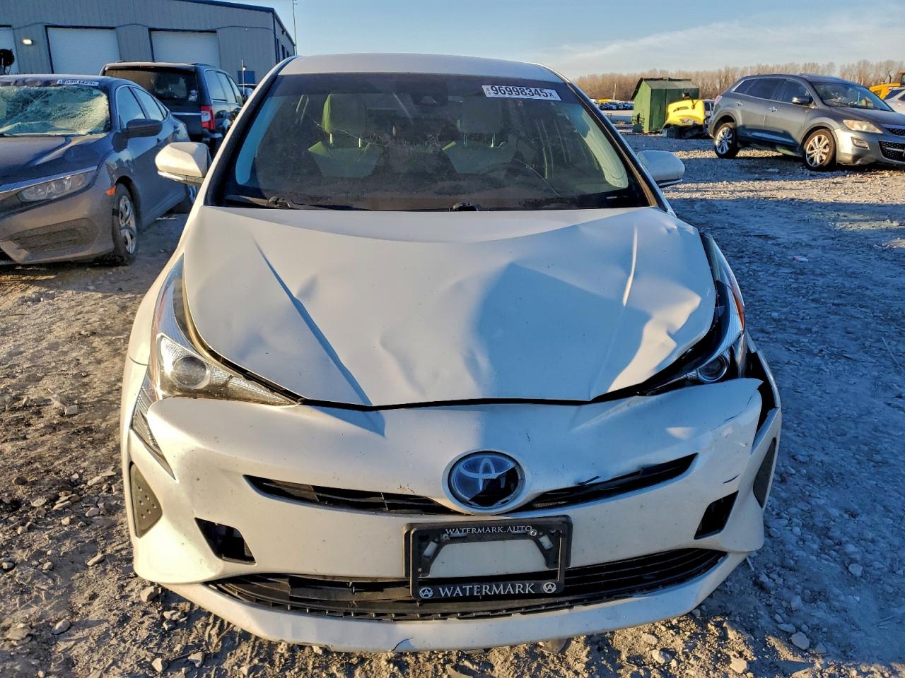 2017 TOYOTA PRIUS photo 5