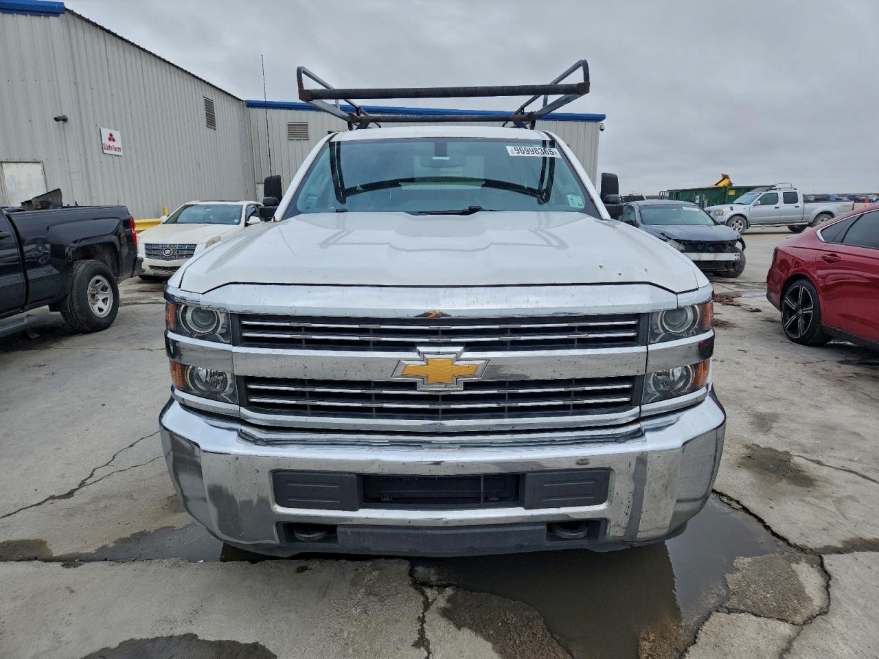 2018 CHEVROLET SILVERADO C2500 HEAVY DUTY photo 5