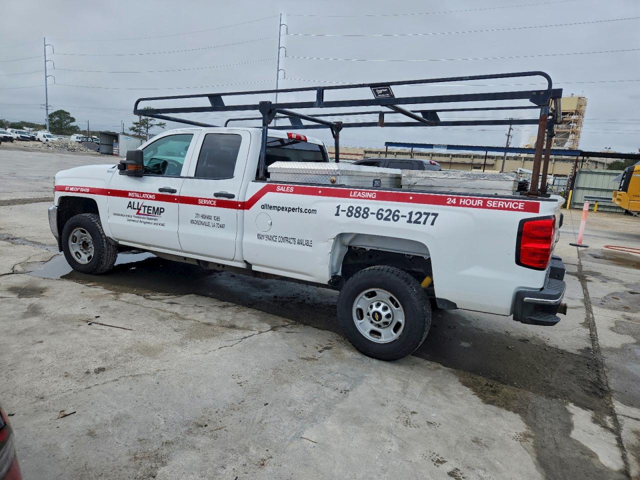 2018 CHEVROLET SILVERADO C2500 HEAVY DUTY photo 2