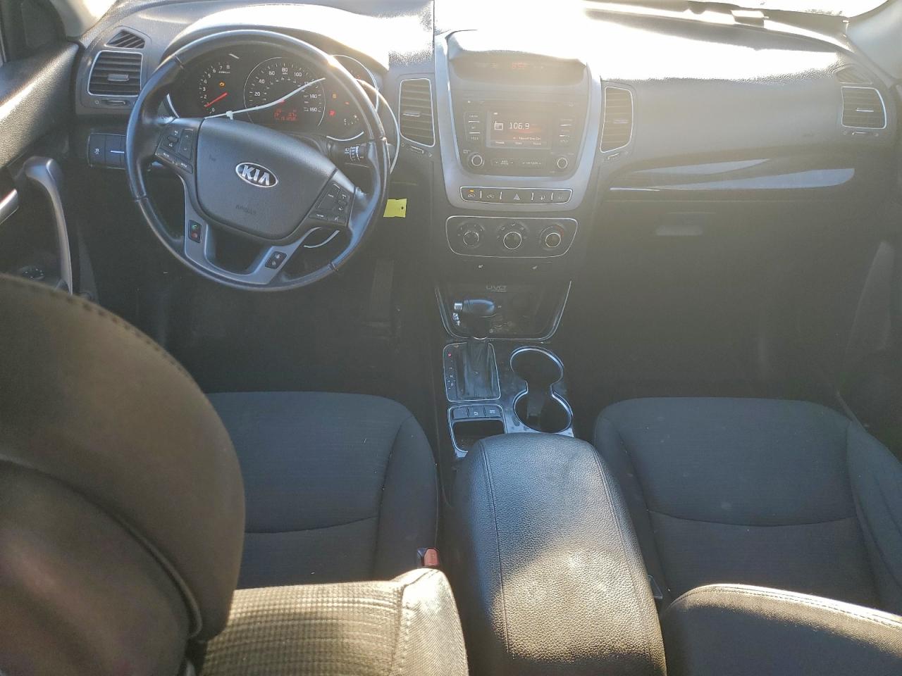 2014 KIA SORENTO LX photo 8