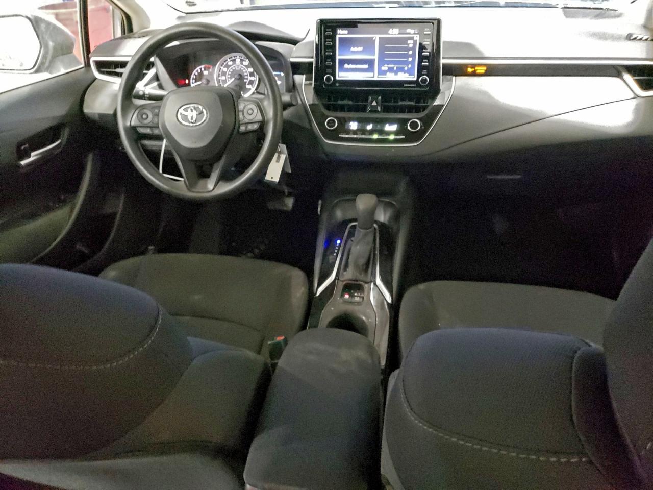 2021 TOYOTA COROLLA LE photo 8