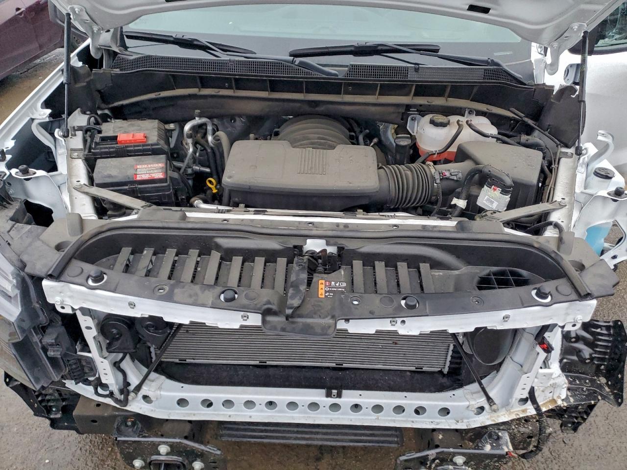 2025 CHEVROLET SILVERADO C1500 photo 11