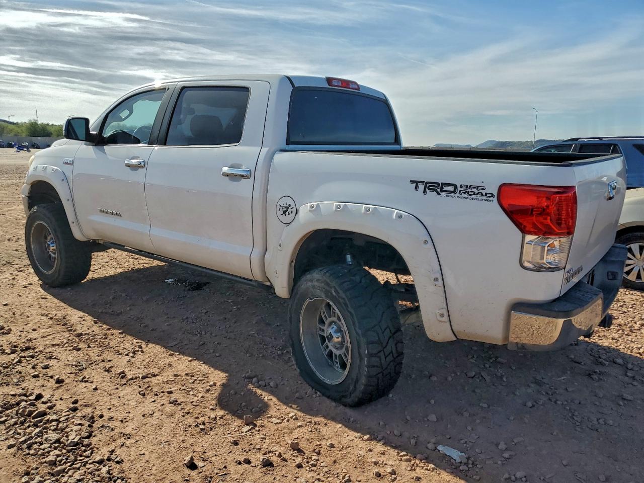 2013 TOYOTA TUNDRA CREWMAX SR5 photo 3