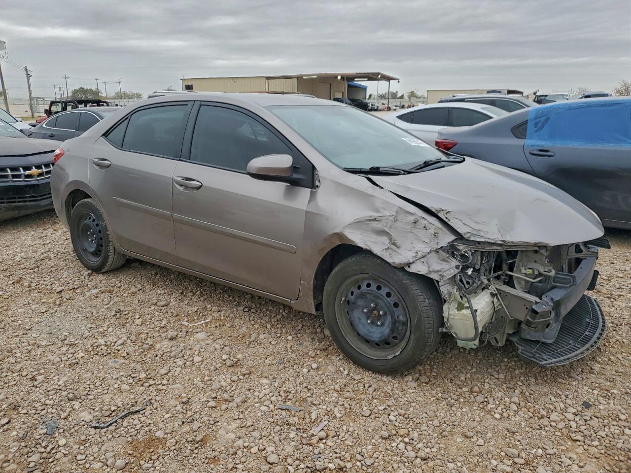 2014 TOYOTA COROLLA L photo 4