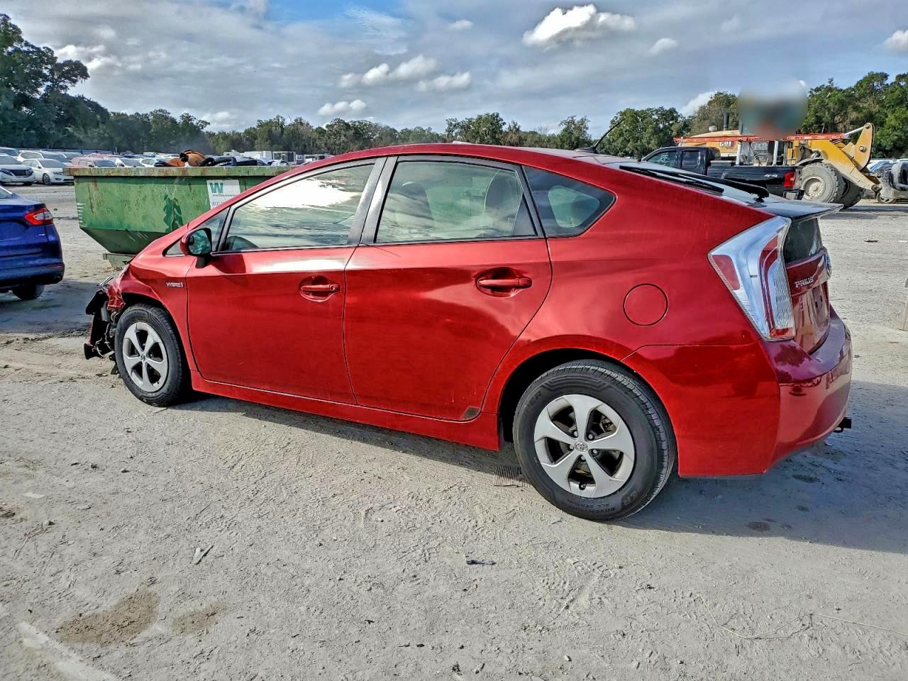 2014 TOYOTA PRIUS photo 2