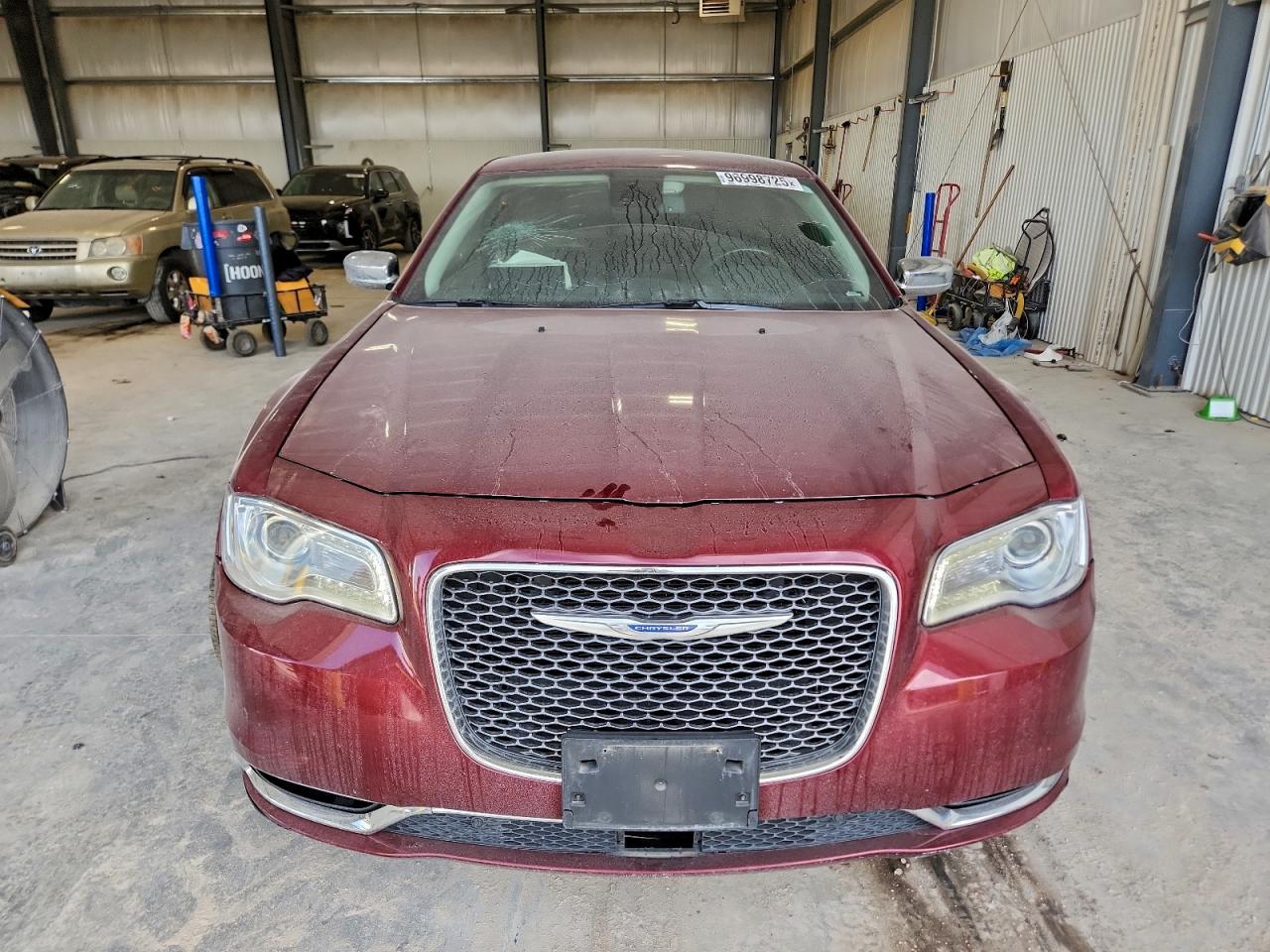 2019 CHRYSLER 300 LIMITED photo 5