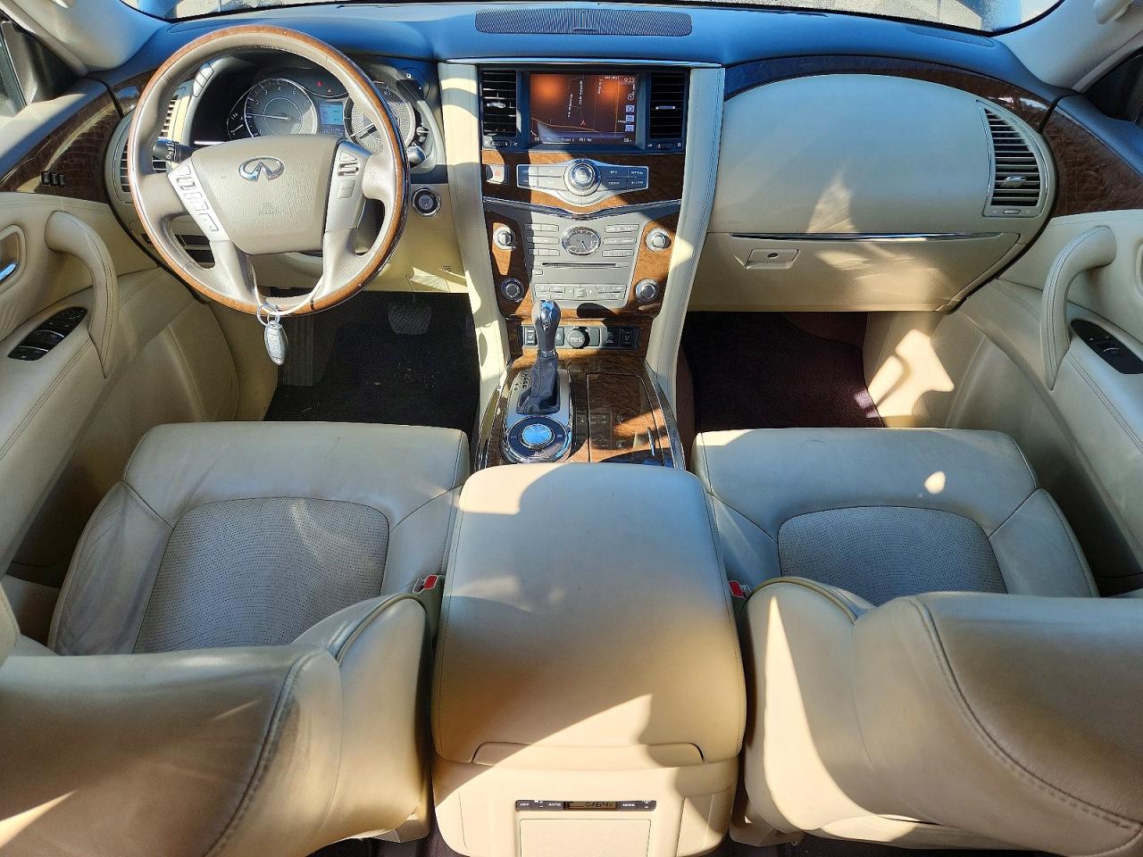 2017 INFINITI QX80 BASE photo 15