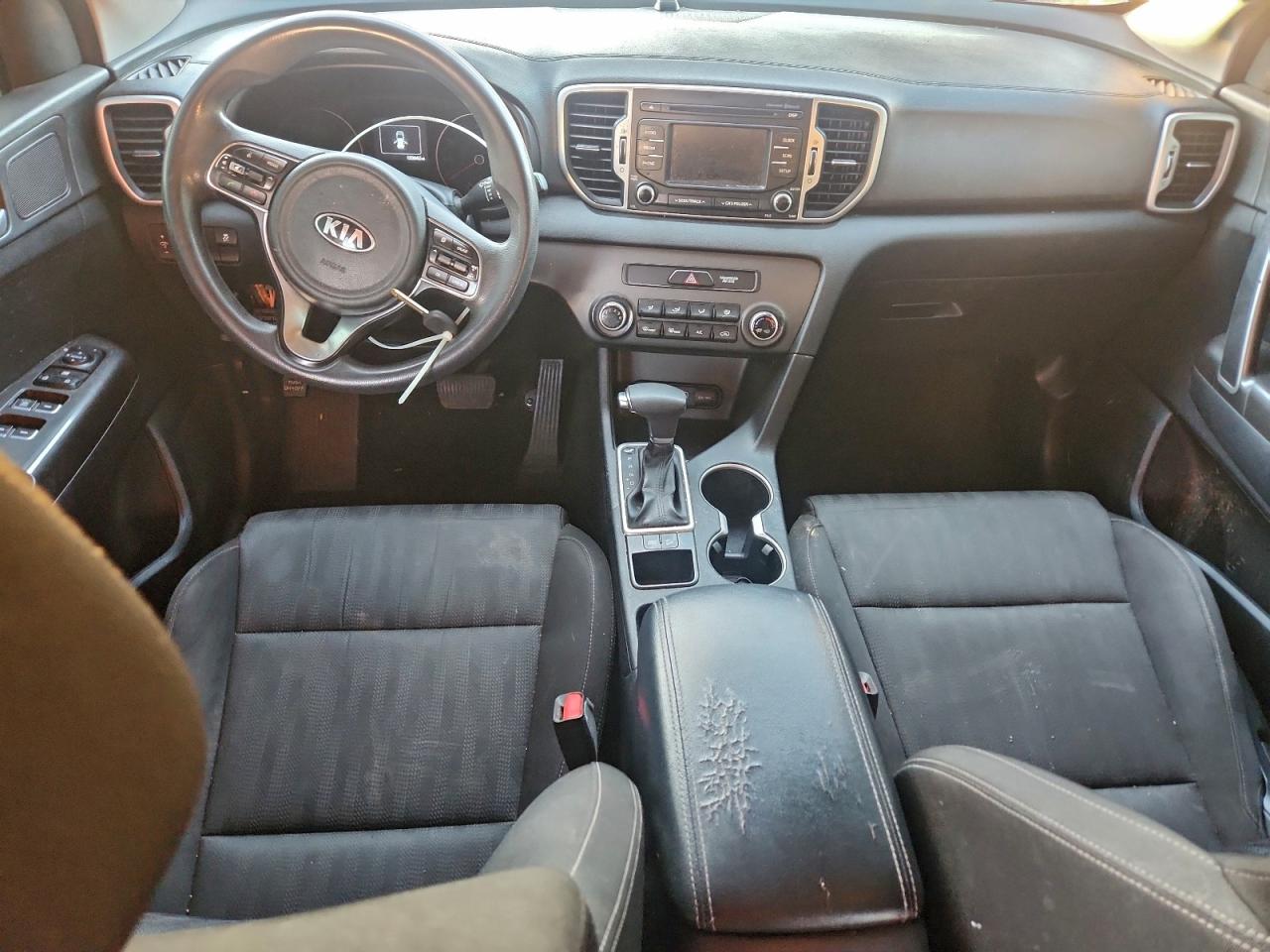 2017 KIA SPORTAGE LX photo 8