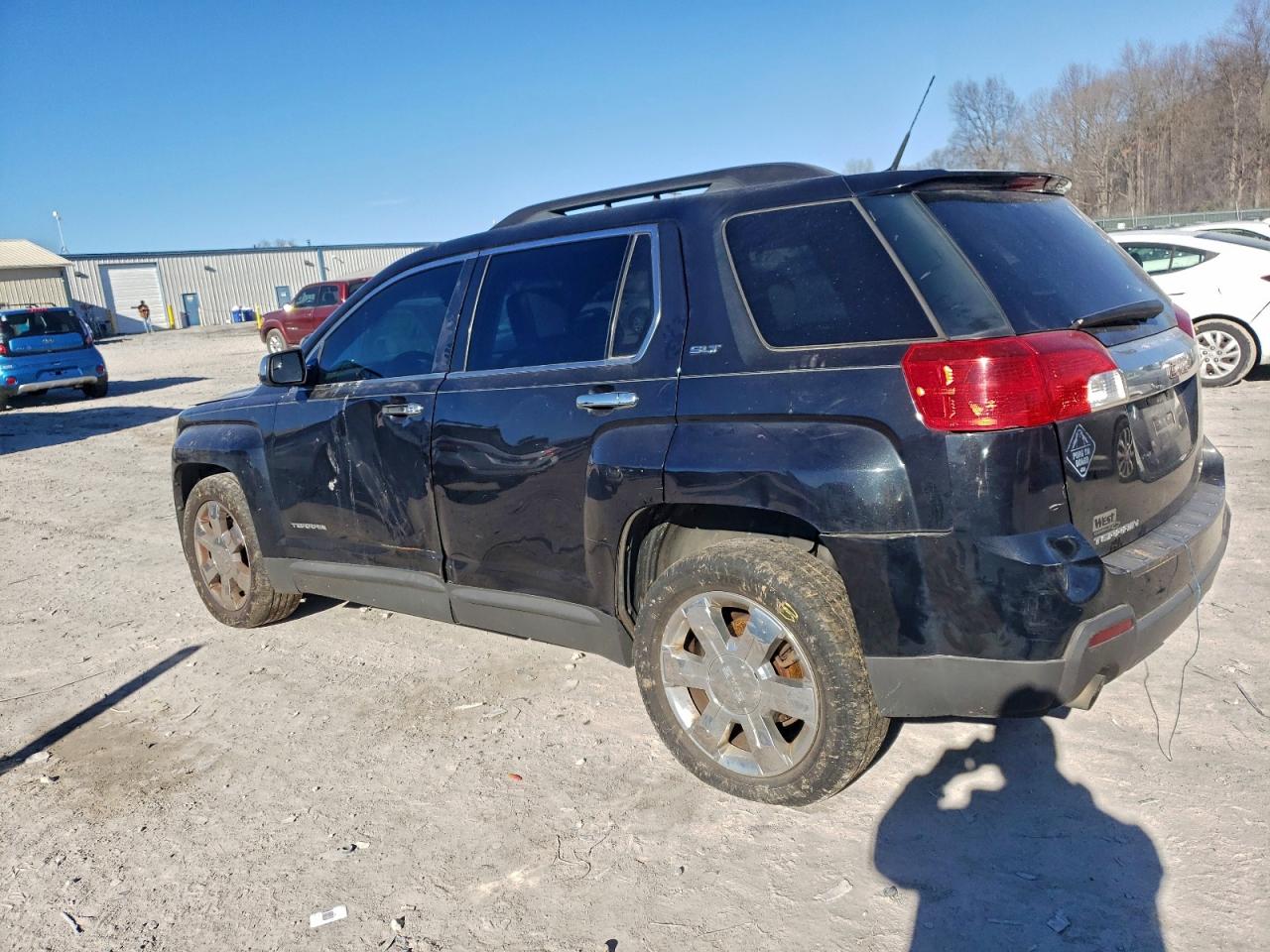 2012 GMC TERRAIN SLT photo 2