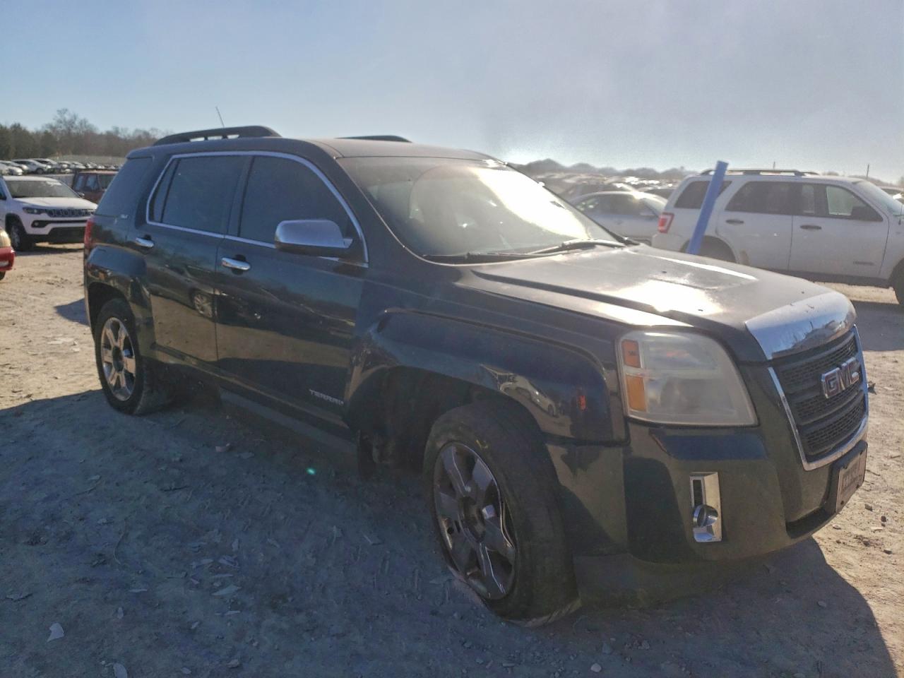 2012 GMC TERRAIN SLT photo 4