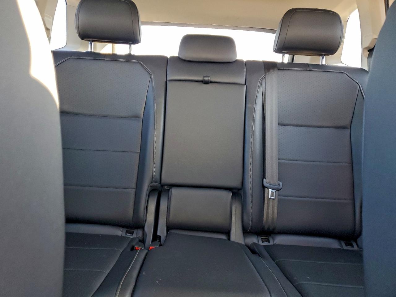 2020 VOLKSWAGEN TIGUAN SE photo 10