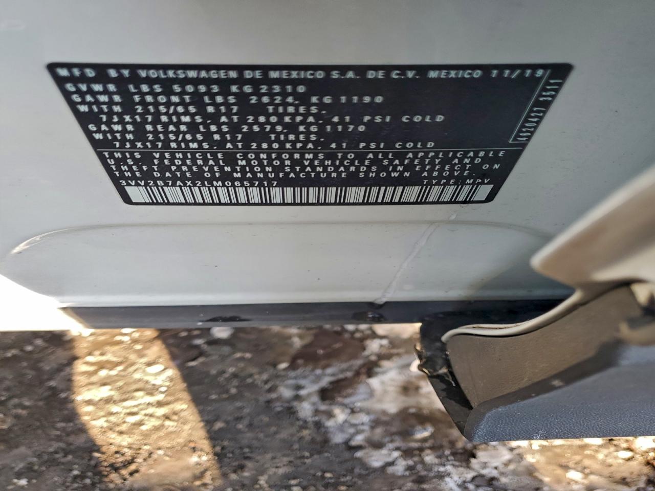 2020 VOLKSWAGEN TIGUAN SE photo 13