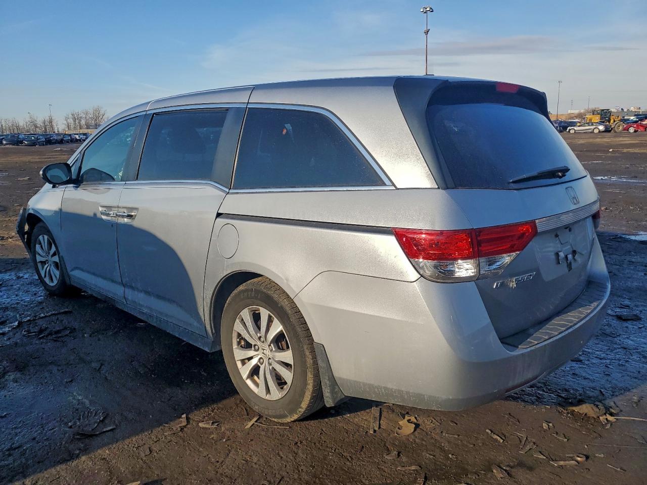 2016 HONDA ODYSSEY EXL photo 2