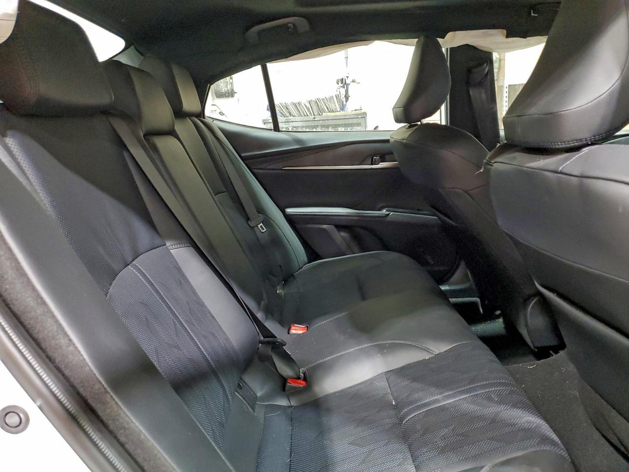 2025 TOYOTA CAMRY XSE photo 10