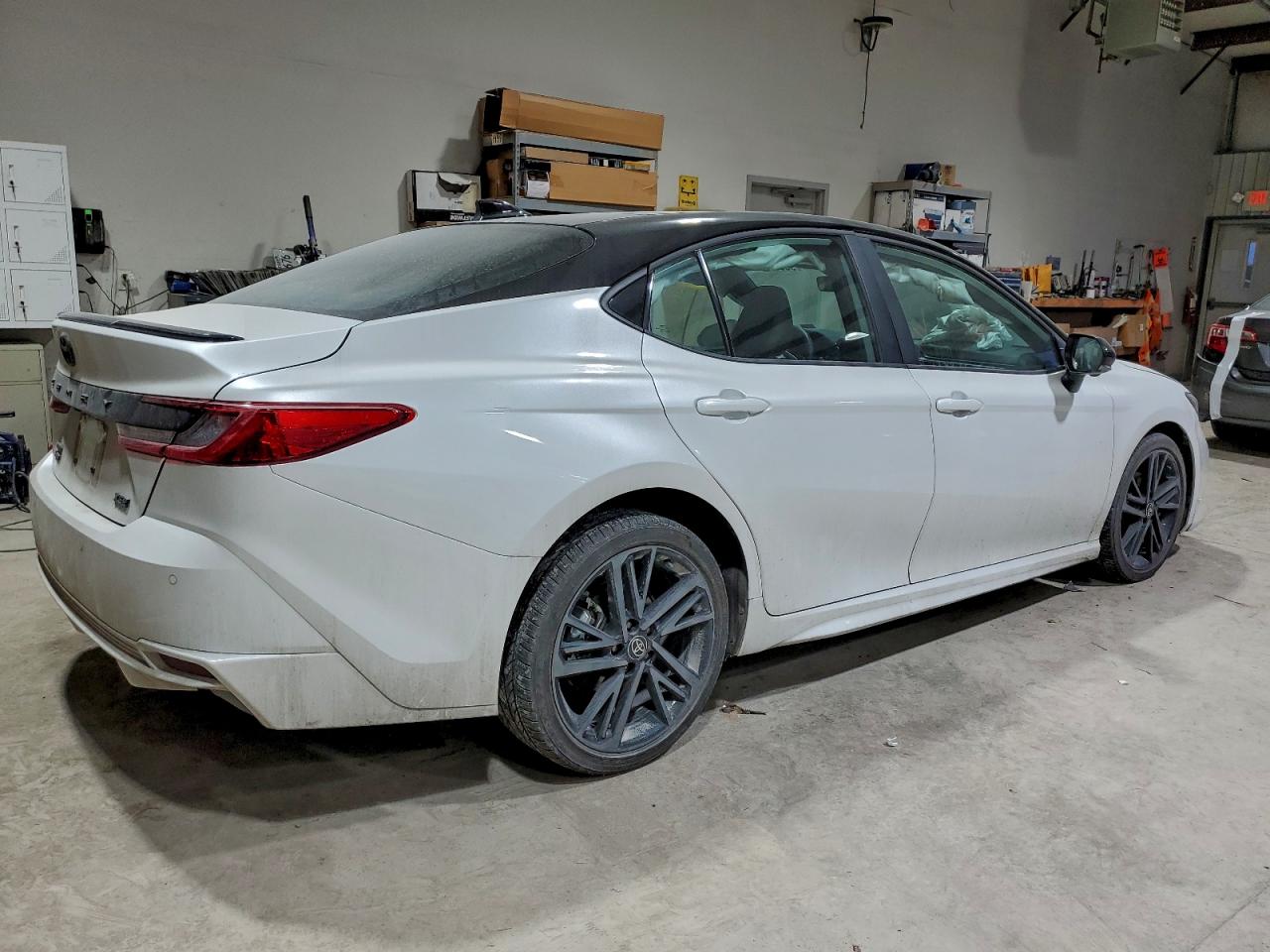 2025 TOYOTA CAMRY XSE photo 3