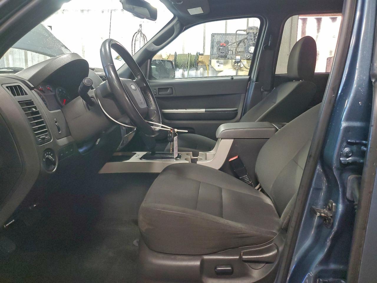 2012 FORD ESCAPE XLT photo 7