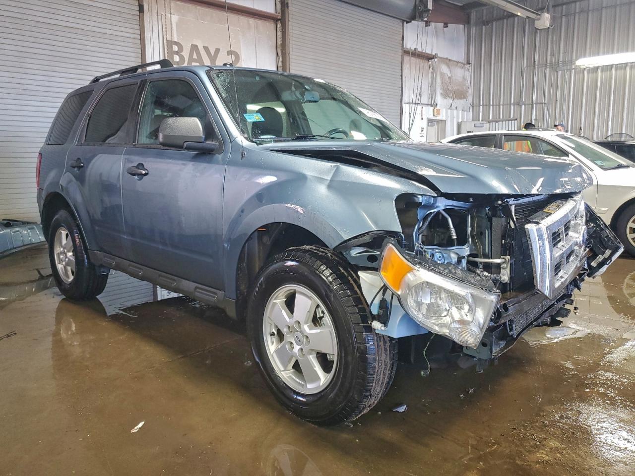 2012 FORD ESCAPE XLT photo 4