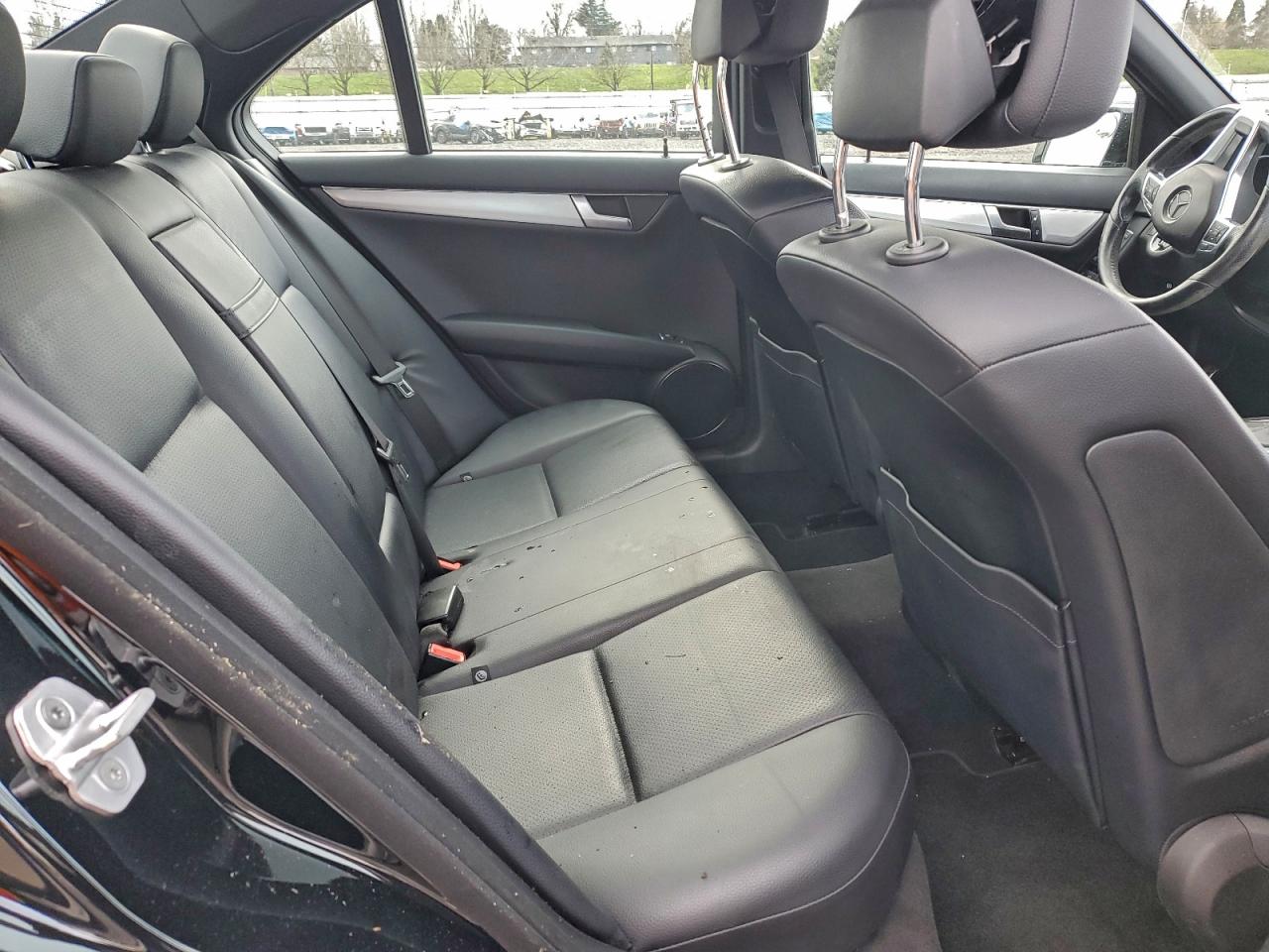 2013 MERCEDES-BENZ C 250 photo 10