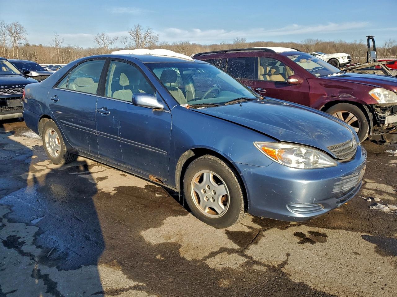 2002 TOYOTA CAMRY LE photo 4