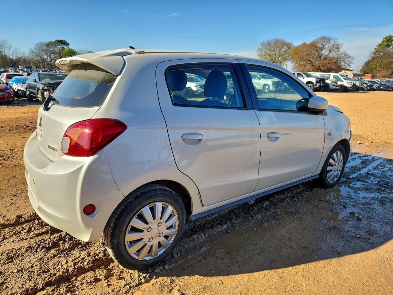 2015 MITSUBISHI MIRAGE DE photo 3