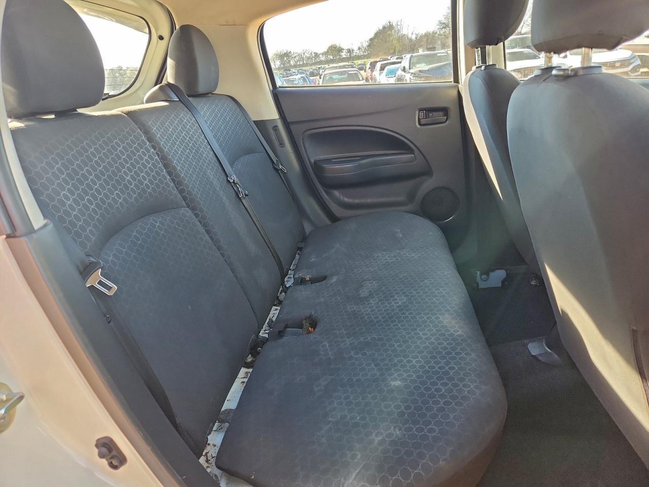 2015 MITSUBISHI MIRAGE DE photo 10