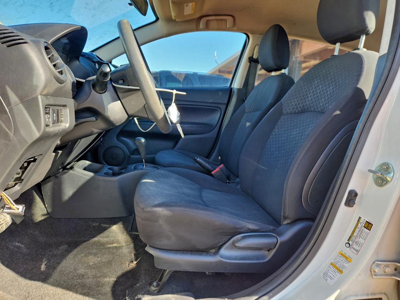 2015 MITSUBISHI MIRAGE DE photo 7