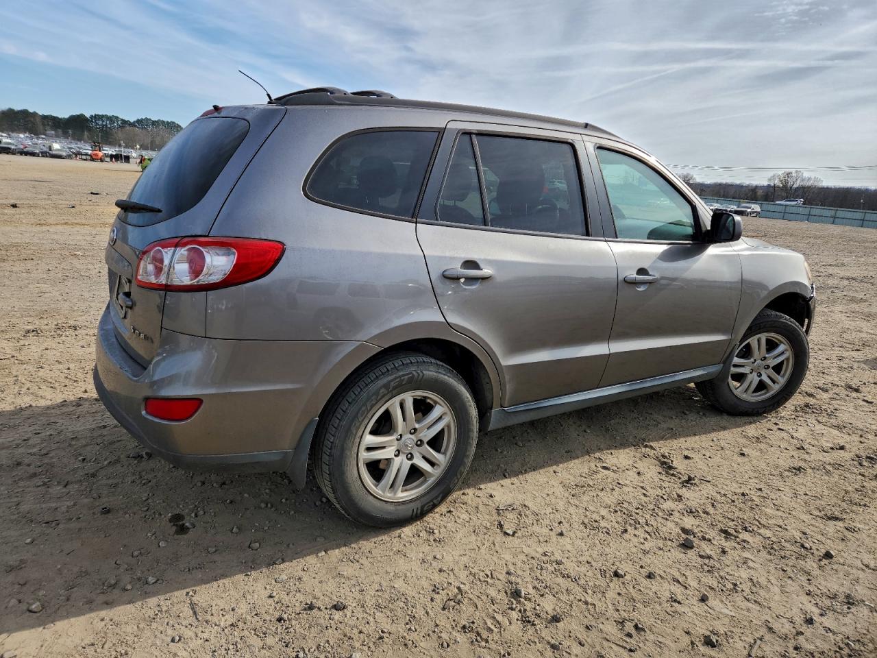 2011 HYUNDAI SANTA FE GLS photo 3