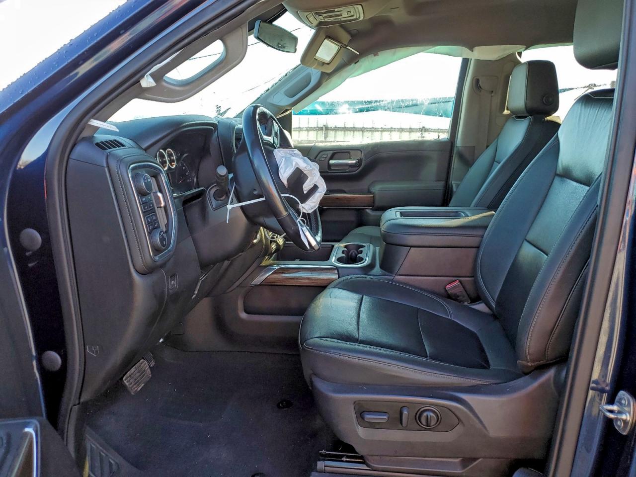 2021 CHEVROLET SILVERADO K1500 RST photo 7