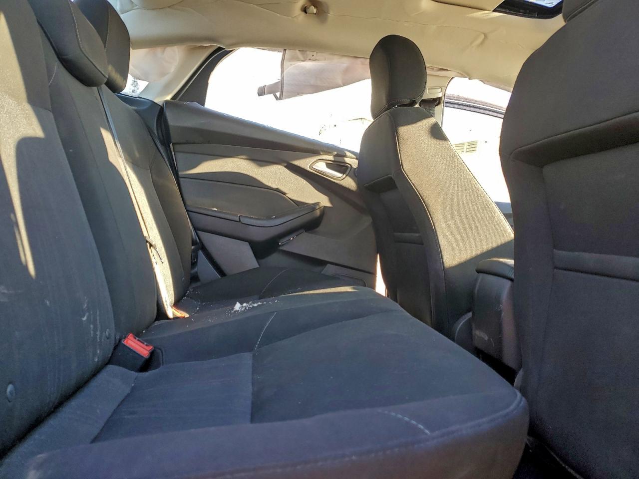 2017 FORD FOCUS SEL photo 10