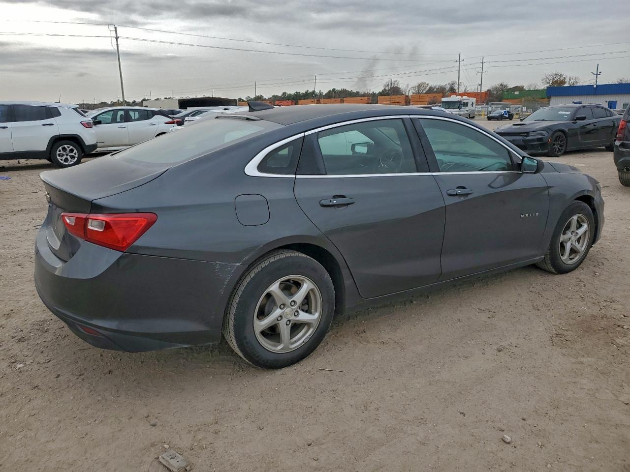 2017 CHEVROLET MALIBU LS photo 3