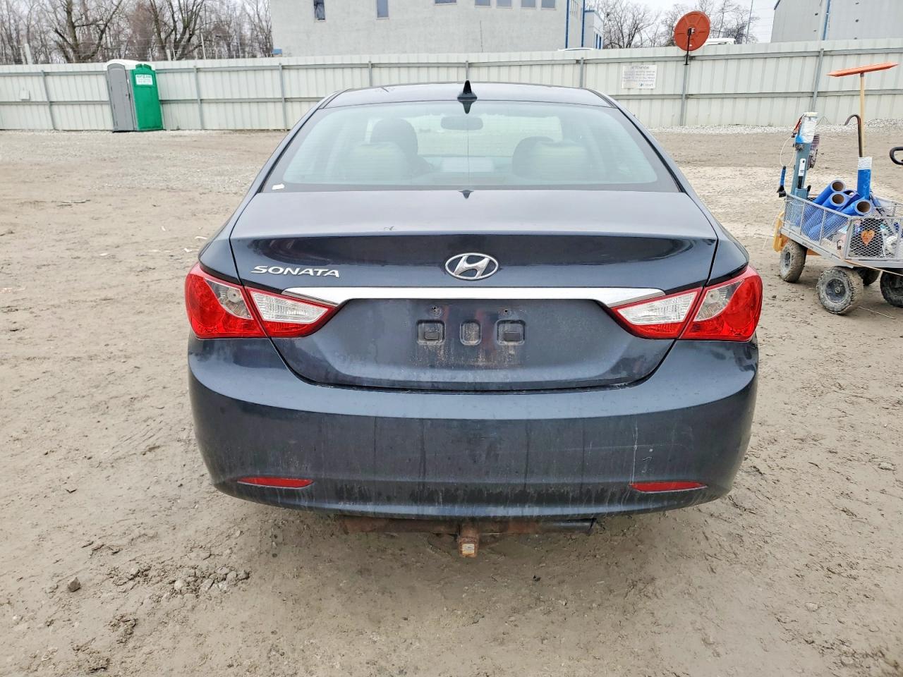 2011 HYUNDAI SONATA GLS photo 16