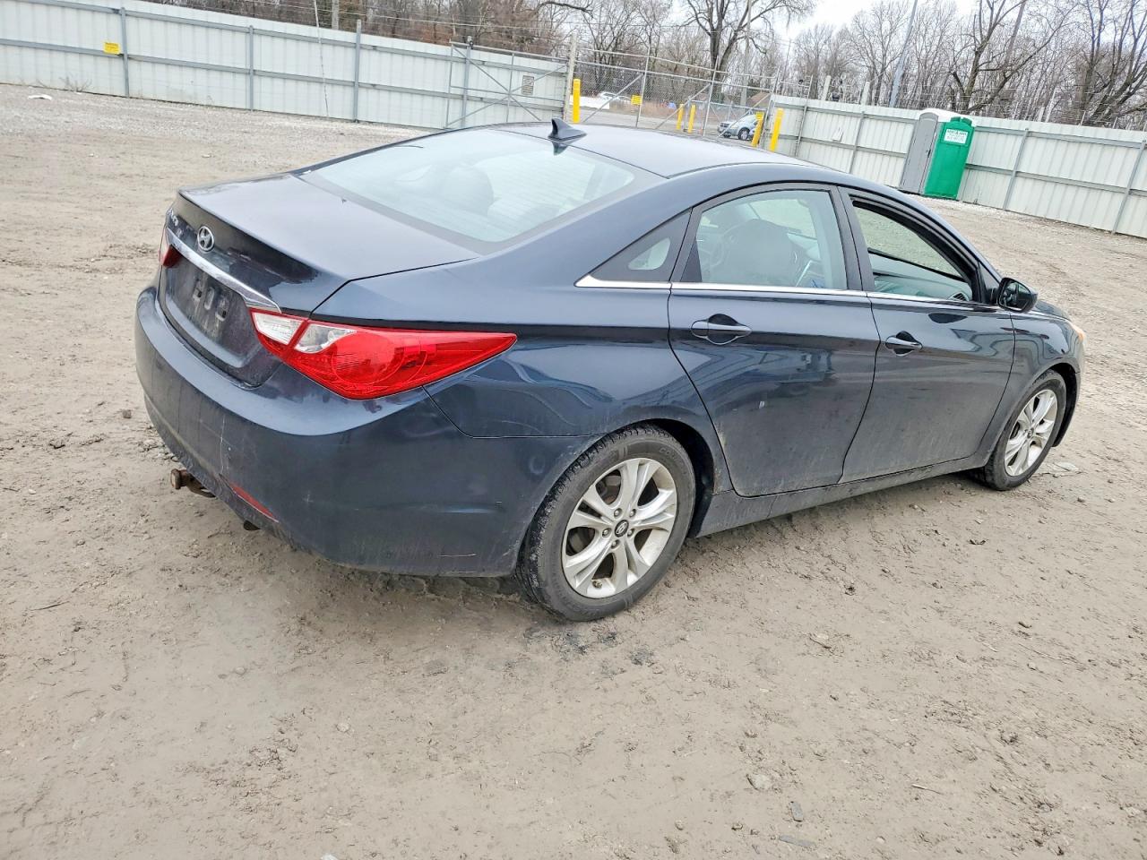 2011 HYUNDAI SONATA GLS photo 7