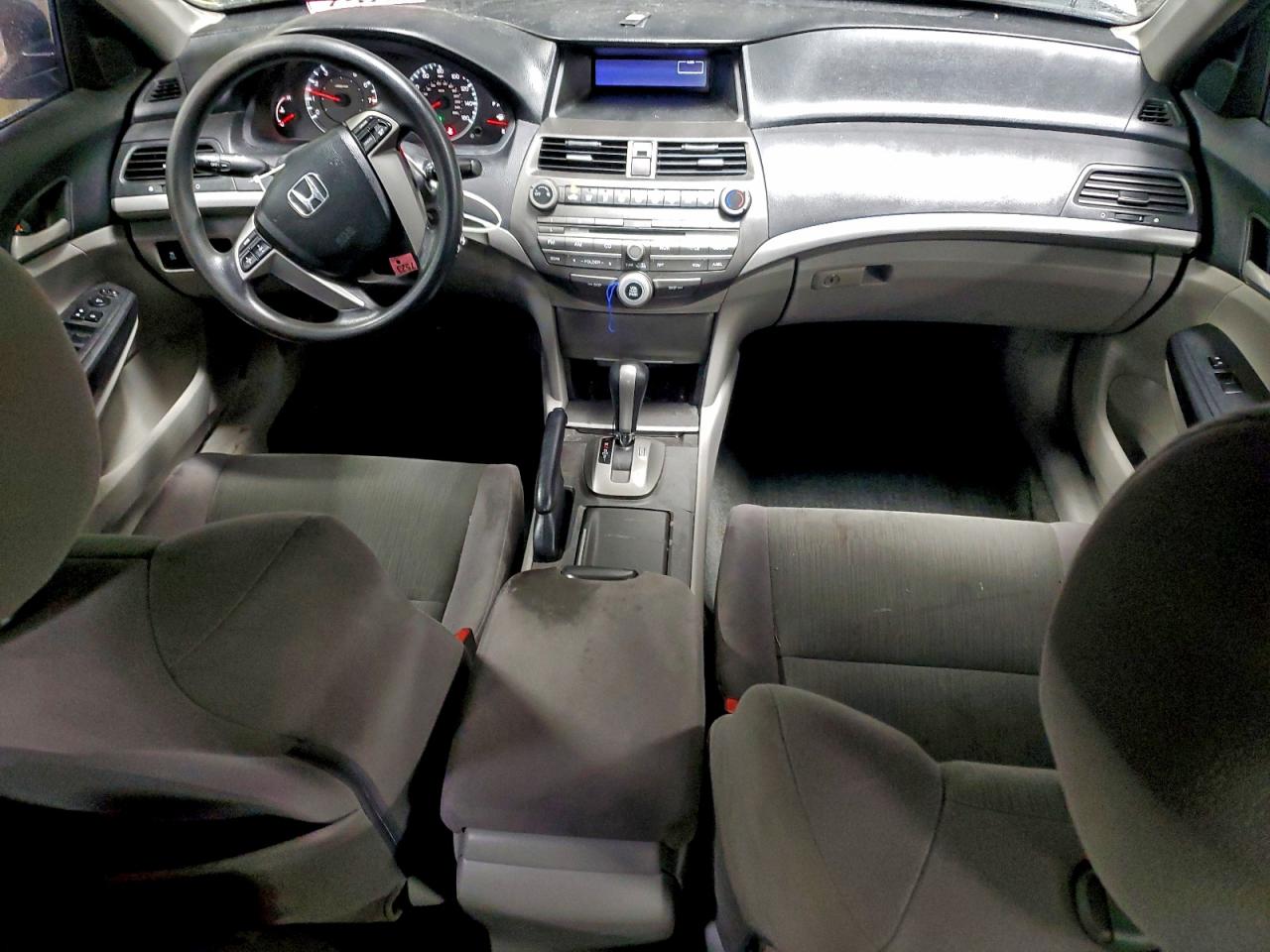 2011 HONDA ACCORD LX photo 8
