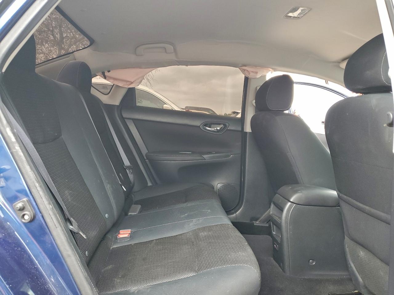 2019 NISSAN SENTRA S photo 10