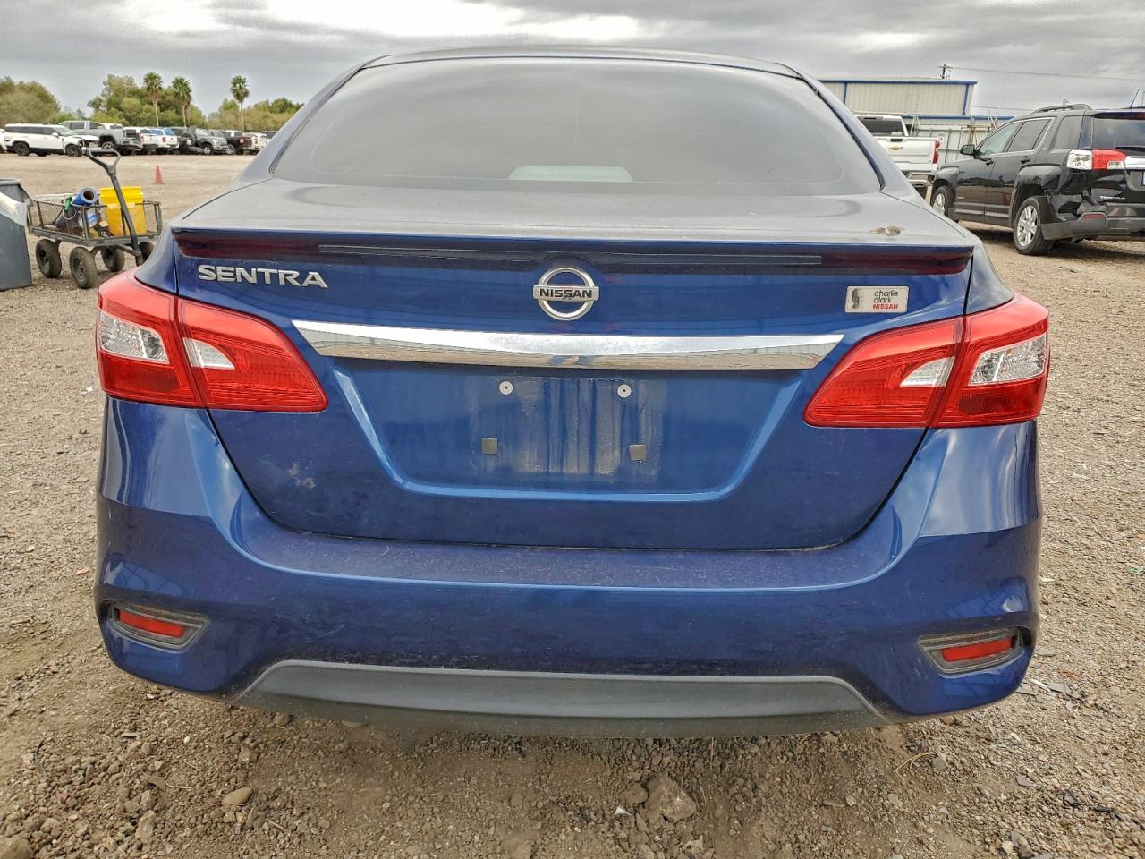 2019 NISSAN SENTRA S photo 6