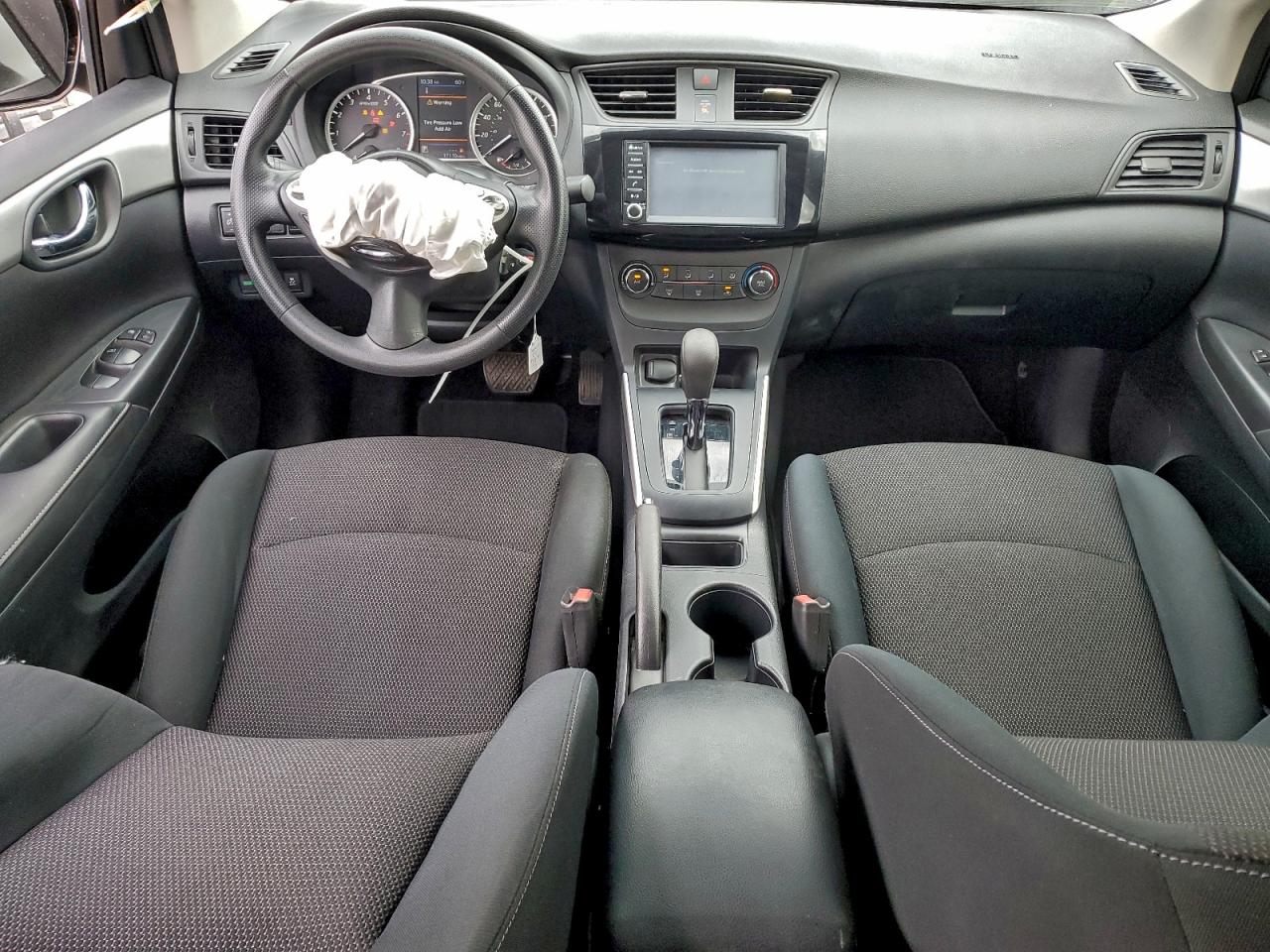 2019 NISSAN SENTRA S photo 8