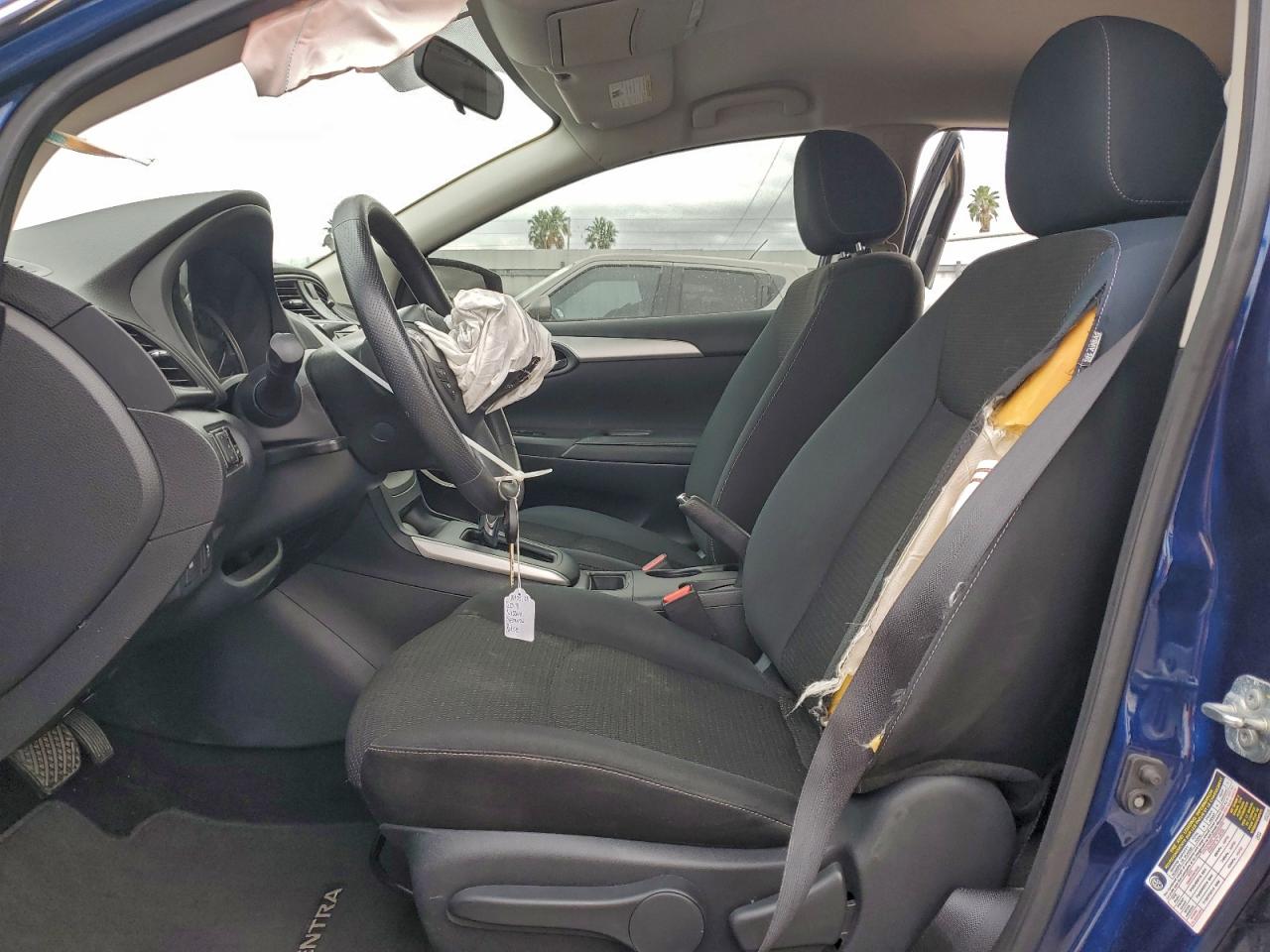 2019 NISSAN SENTRA S photo 7