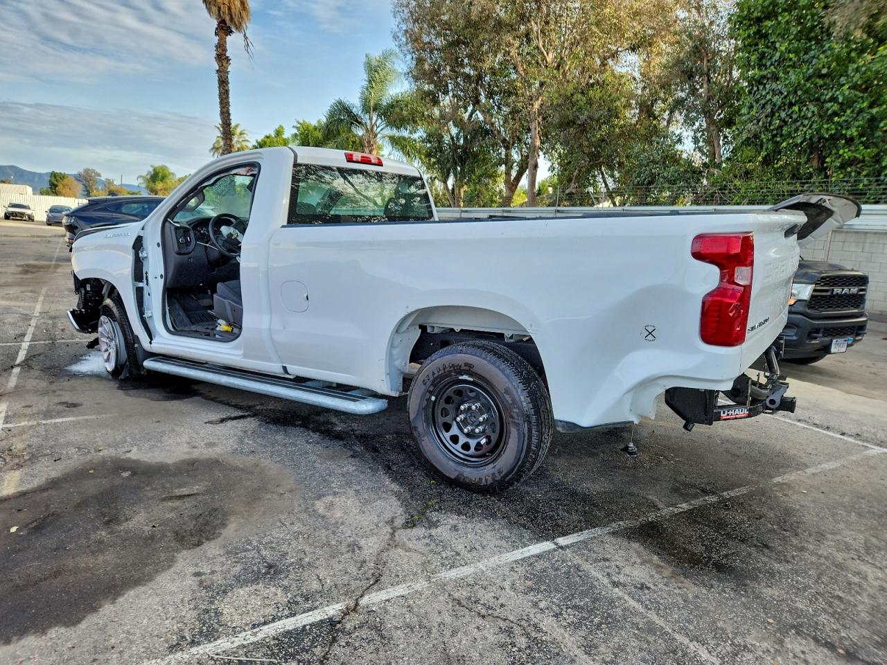 2025 CHEVROLET SILVERADO C1500 photo 3