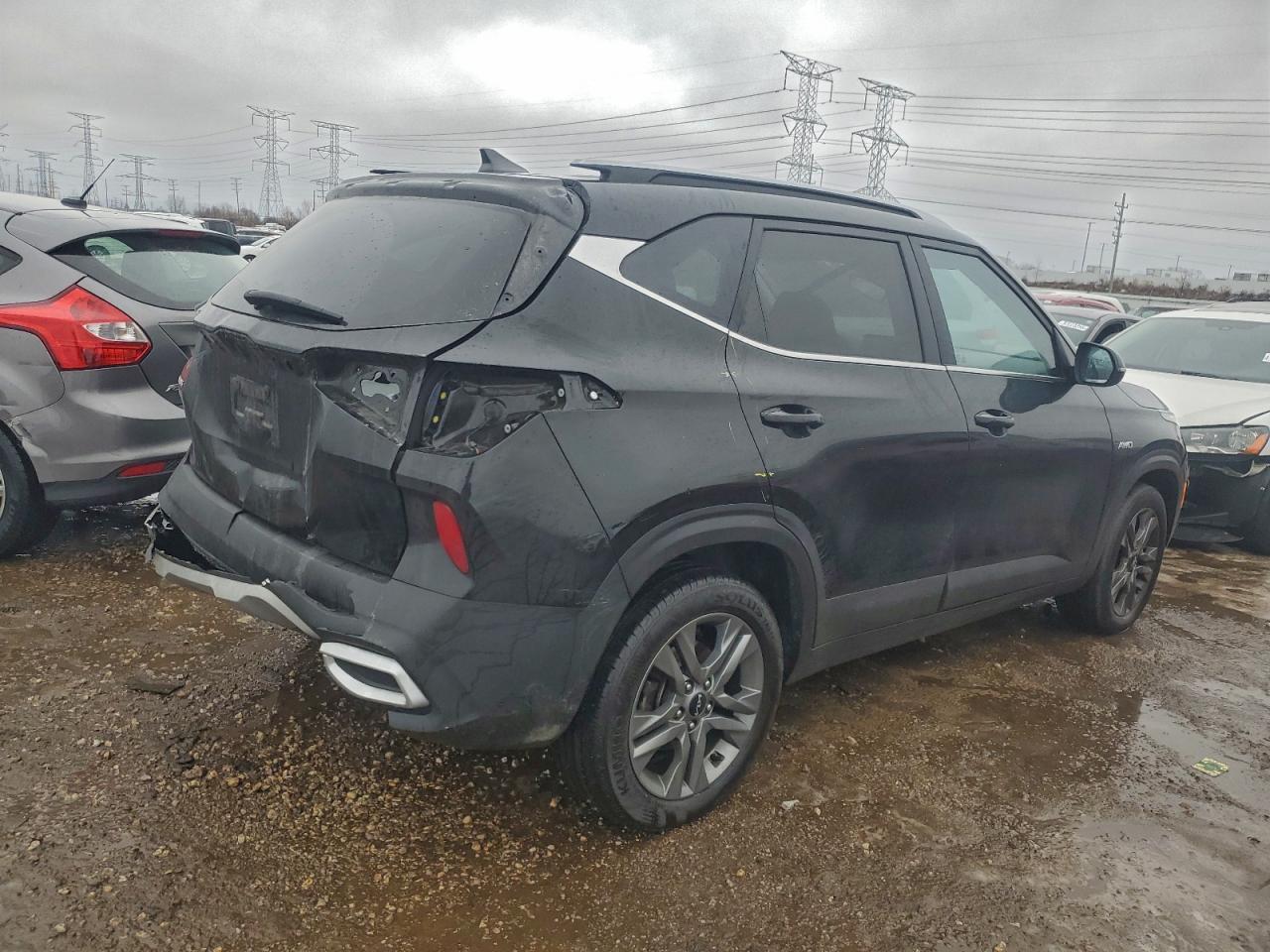 2023 KIA SELTOS S photo 5